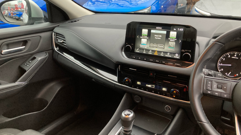 Nissan Qashqai 1.3 DiG-T MH N-Connecta 5dr Petrol Hatchback